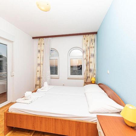 Sea View Apartments Sirena Округ-Горній Екстер'єр фото