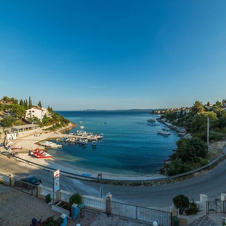 Sea View Apartments Sirena Округ-Горній Екстер'єр фото