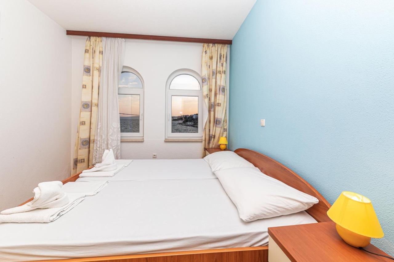 Sea View Apartments Sirena Округ-Горній Екстер'єр фото