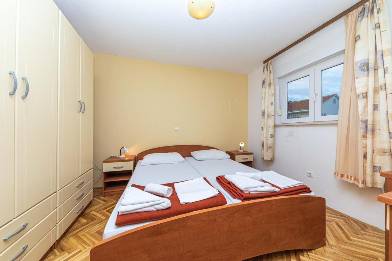 Sea View Apartments Sirena Округ-Горній Екстер'єр фото