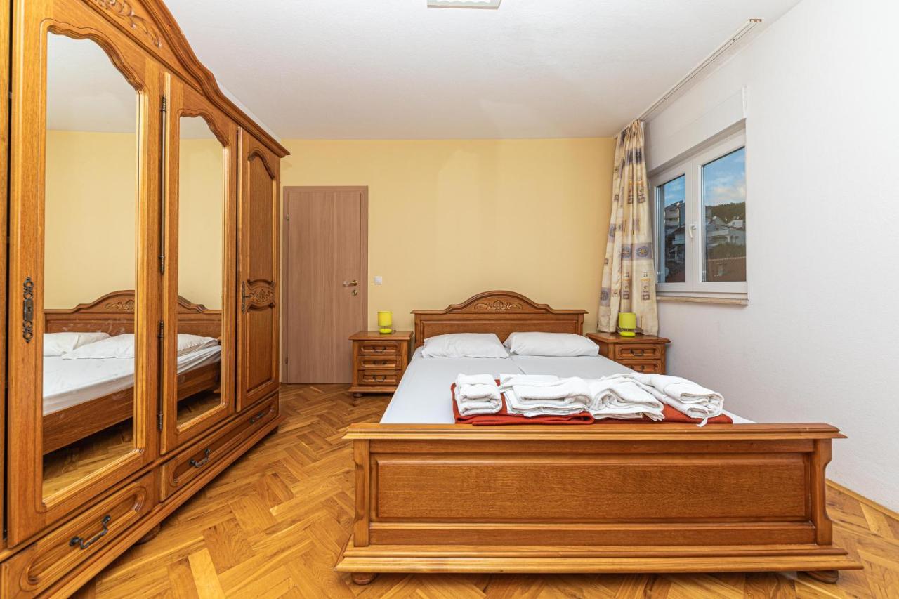 Sea View Apartments Sirena Округ-Горній Екстер'єр фото